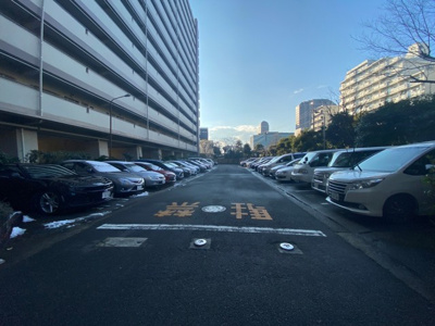 【駐車場】 | 東陽町住宅 | 駐車場完備です