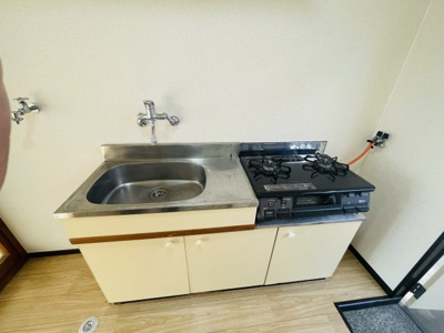 【キッチン】 | オアシス中原東A | ◆不動産すまラボの新プラン◆入居時の費用負担が0円で入居可能♪お気軽にお尋ねください♪