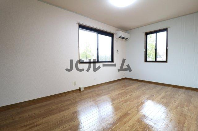 メゾン・アンソレイルの居間・リビング