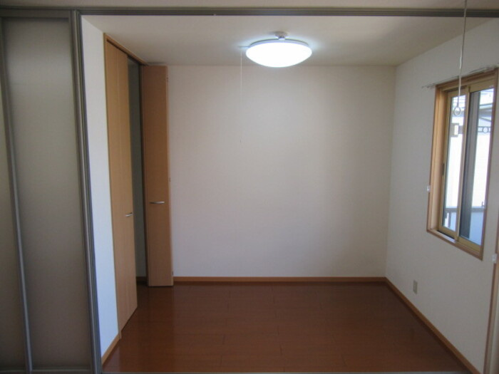 ウエストリバーの内装