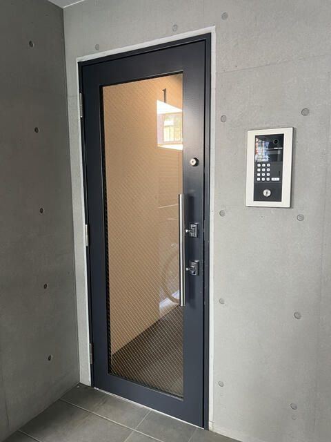 アイリス浦和岸町のエントランス