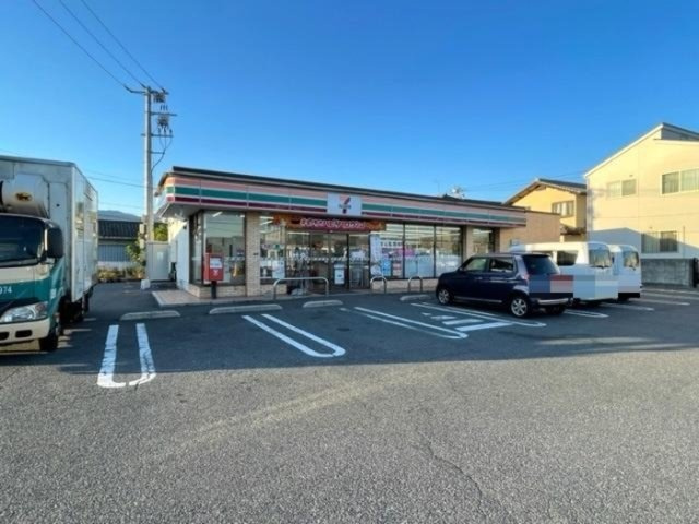 一番館の駐車場|セブンイレブン広島串戸港店 ２９１ｍ