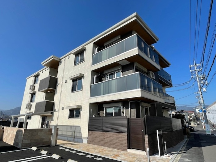 一番館の外観|建物外観