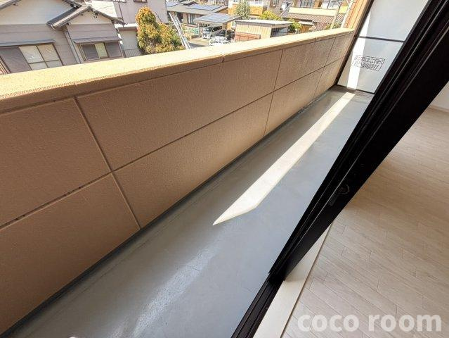 クレッシェンドのバルコニー