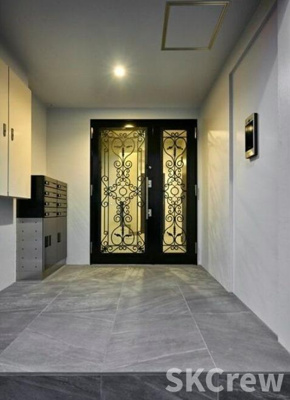 【エントランス】 | HERME YOYOGI OUEST