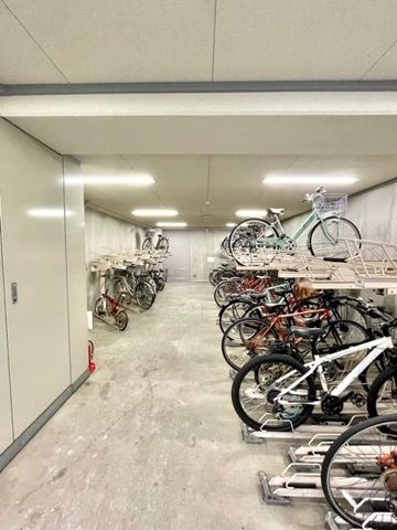 レジディア蒲田Ⅱの駐車場