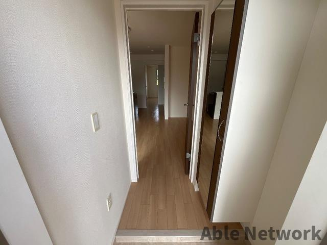 シェル フローラの玄関|シューズボックス付き