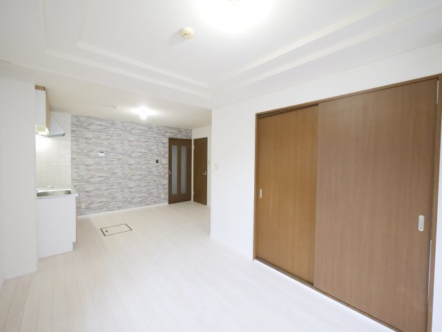 ベルクレストの洋室