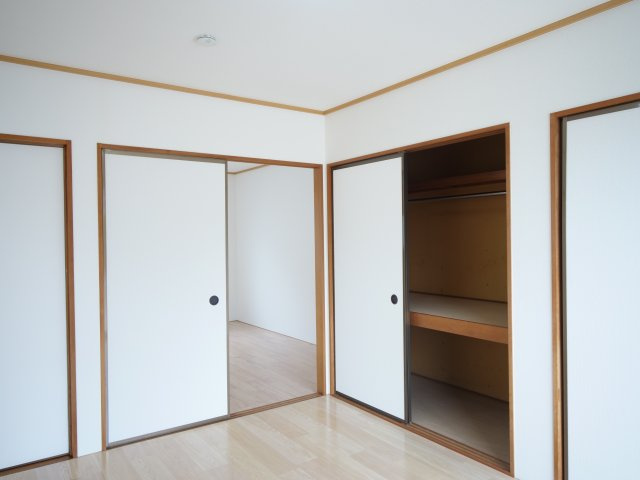 ラディッシュタウン撫川 Bの収納