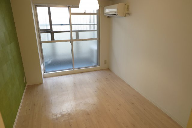 レガーレ大正の居間・リビング