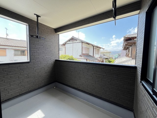 【バルコニー】 | 春日市一の谷1丁目第8　4号棟（全4棟）【仲介手数料無料・0円】 | 現地写真。インナーバルコニーです。