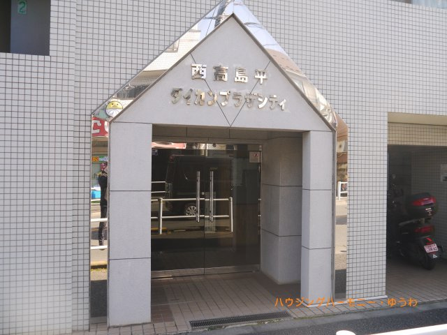 【エントランス】 | 西高島平ダイカンプラザシティ | 清廉とされたエントランスになっています。