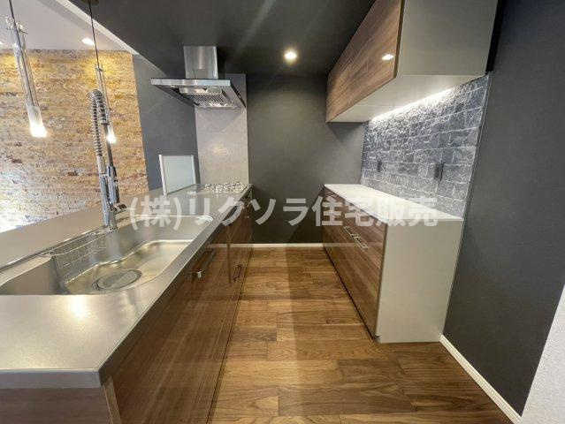 松丘町　中古一戸建てのキッチン|LDK15.25帖
■物件内覧・資金計画相談・住宅ローン相談、リフォーム相談、お問合せ受付中■
※当日・翌日のご内覧、ご相談はお電話でのお問合せがスムーズです！
