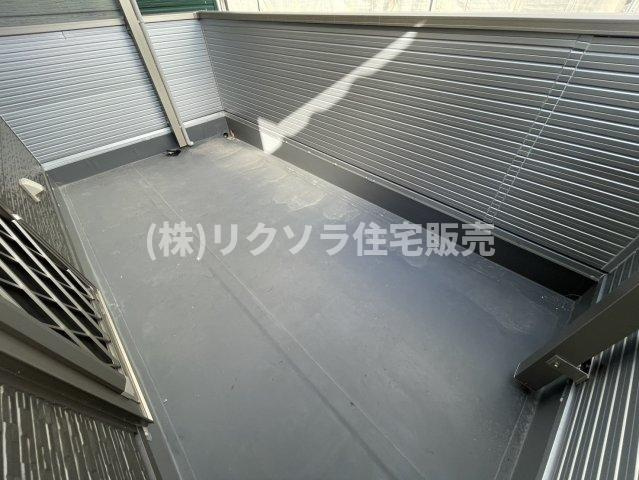 松丘町　中古一戸建てのバルコニー|■物件内覧・資金計画相談・住宅ローン相談、リフォーム相談、お問合せ受付中■
※当日・翌日のご内覧、ご相談はお電話でのお問合せがスムーズです！