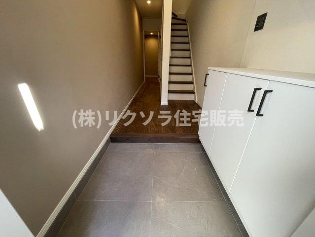 松丘町　中古一戸建ての内装|玄関内部
■物件内覧・資金計画相談・住宅ローン相談、リフォーム相談、お問合せ受付中■
※当日・翌日のご内覧、ご相談はお電話でのお問合せがスムーズです！