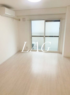 【居間・リビング】 | 第３ハルタビル | 洋室のお部屋です。