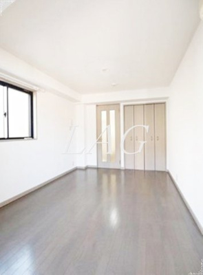 【居間・リビング】 | ラフィット豊島園 | 洋室のお部屋です。