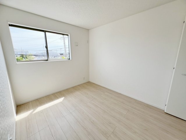 焼津市中根　第1／の洋室