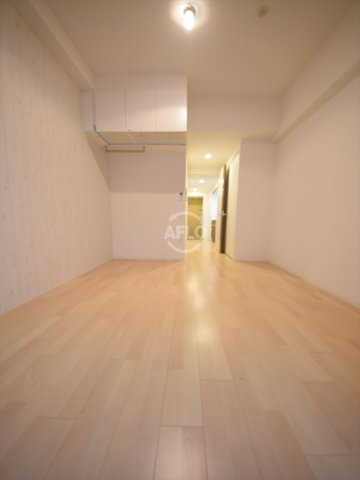 セレニテ心斎橋グランデの居間・リビング|セレニテ心斎橋グランデ　洋室