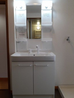 【洗面所】 | サンフローラＡ