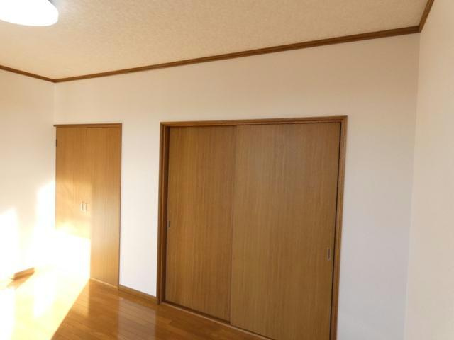 ハイツシバキの洋室