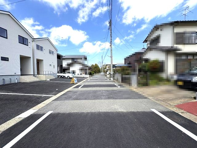【その他】 | 春日市一の谷1丁目第8　3号棟（全4棟）【仲介手数料無料・0円】 | 現地写真。前面道路です。