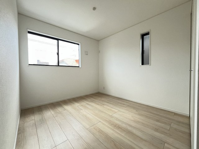 【子供部屋】 | 春日市一の谷1丁目第8　3号棟（全4棟）【仲介手数料無料・0円】 | 現地写真。