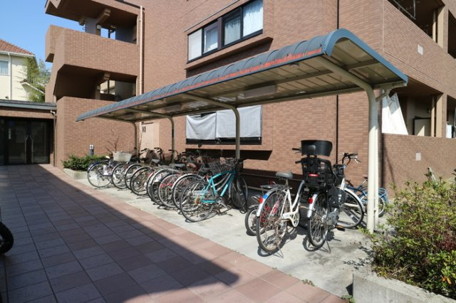 プラザハイツ二ツ屋F棟のその他共用部分