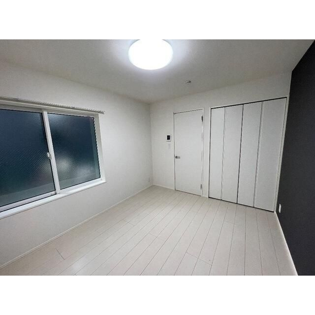 国松ビルの寝室