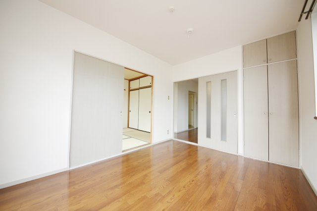 アーバニア武路Ｂ棟の洋室