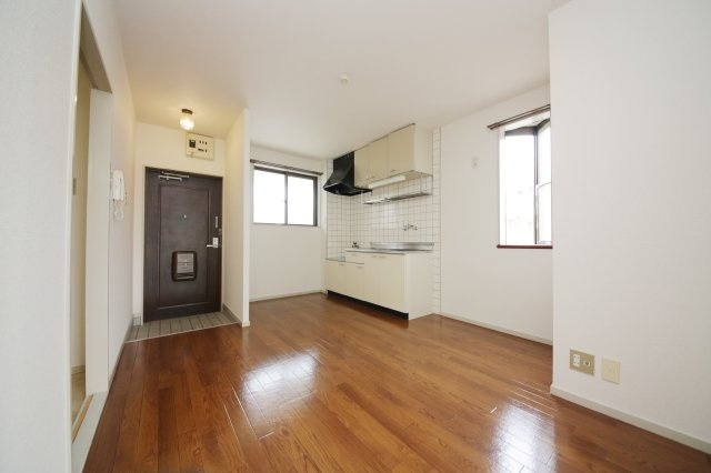 アーバニア武路Ｂ棟の居間・リビング