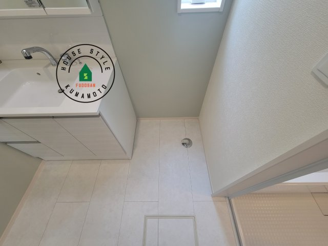 合志市豊岡第4-1棟(1号棟)の内観：施工例|ランドリースペースとなります。広々して有効的にご使用できます。 