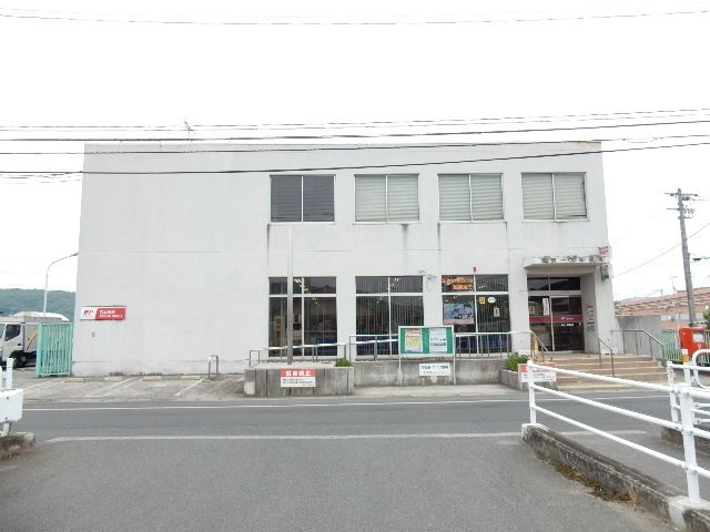 Ｍｏｄｅｒｎｏの周辺