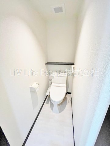 西東京市芝久保町３丁目の賃貸マンションのトイレ