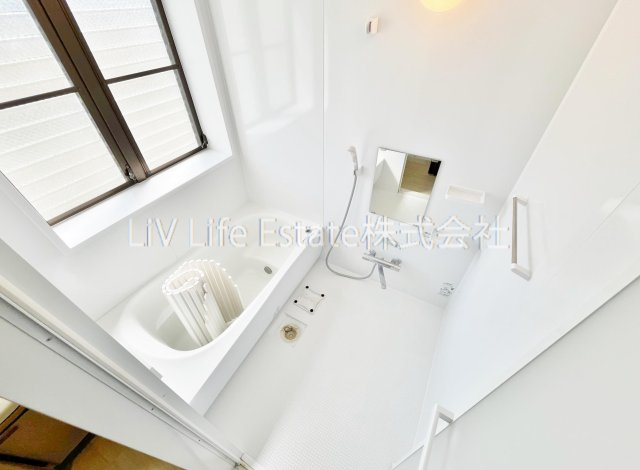 西東京市芝久保町３丁目の賃貸マンションの浴室