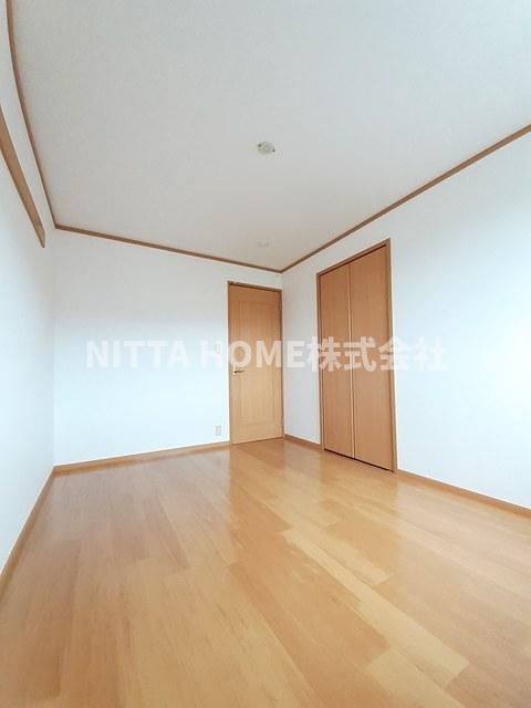 フレーズＡの内装|独立した洋室が魅力的なお部屋★