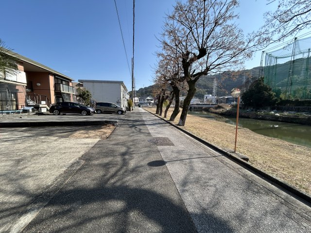 高知市南竹島町　売地の前面道路含む現地写真|南側前面道路