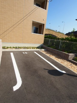 【駐車場】 | ホームズ豊田ウエスト