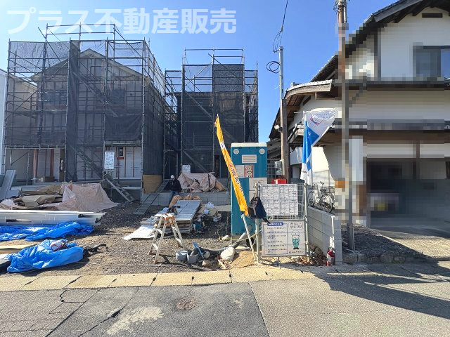 【外観】 | 春日市一の谷1丁目第8　1号棟（全4棟）【仲介手数料無料・0円】 | 現地写真。プラス不動産販売なら、現場の全ての棟をまとめてご見学頂けます。