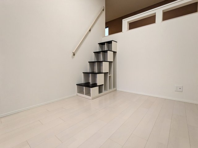 ハーモニーテラス生駒町Ⅱの洋室