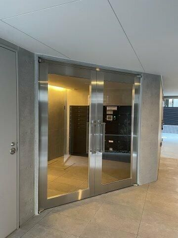 ＳＹＦＯＲＭＥ　ＫＯＭＡＧＯＭＥⅡのエントランス