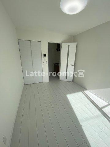 ウエストガーデン大和田１０１の居間・リビング