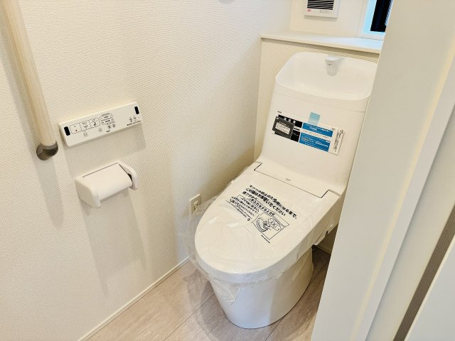 八王子市　石川町　新築一戸建て　７期のトイレ|～暖房温水洗浄機能付きトイレ　冬場は特に嬉しい機能ですね～
