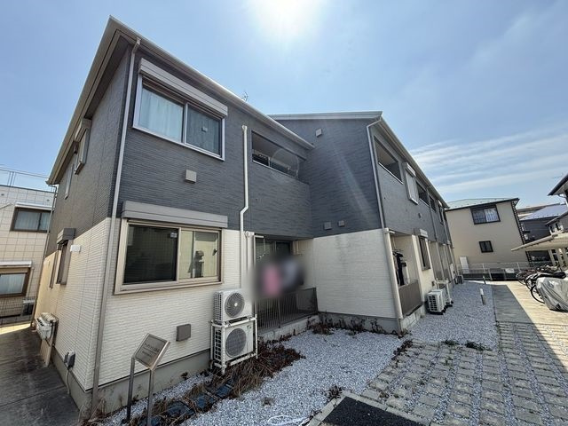 ナーシサス・コート大倉山B棟