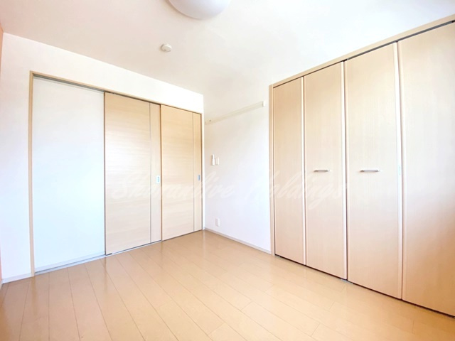 藤沢市弥勒寺のアパートの寝室