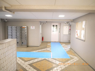【その他共用部分】 | 住まいの顔にふさわしい落ち着いた迎賓空間