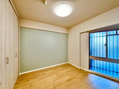 【洋室】 | ロイヤルアーク泉ヶ丘