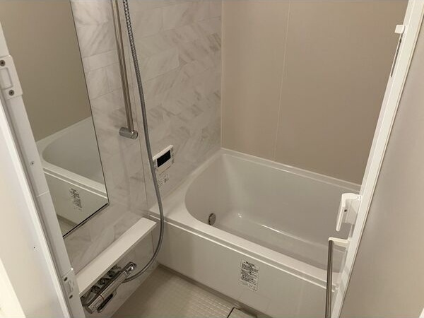 ザ・パークハビオ新栄の浴室