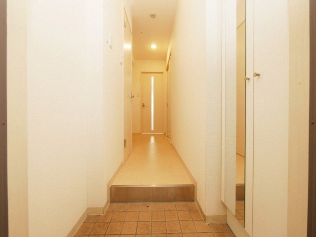 オーロラ・タワー難波の玄関