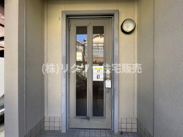 東香里元町　中古一戸建ての玄関|■物件内覧・資金計画相談・住宅ローン相談、リフォーム相談、お問合せ受付中■
※当日・翌日のご内覧、ご相談はお電話でのお問合せがスムーズです！